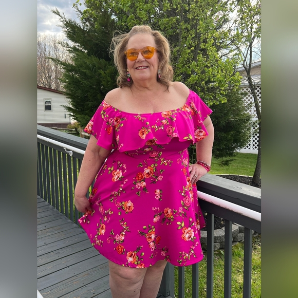 NEW NWOT CurvySense Rosabel Fuchsia Floral Dress Size 3XL - Picture 8 of 8